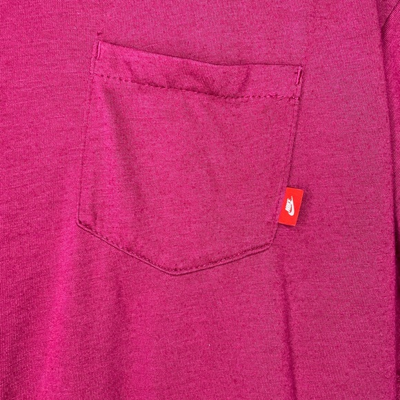Nike Pocket Tee - Picture 3 of 4